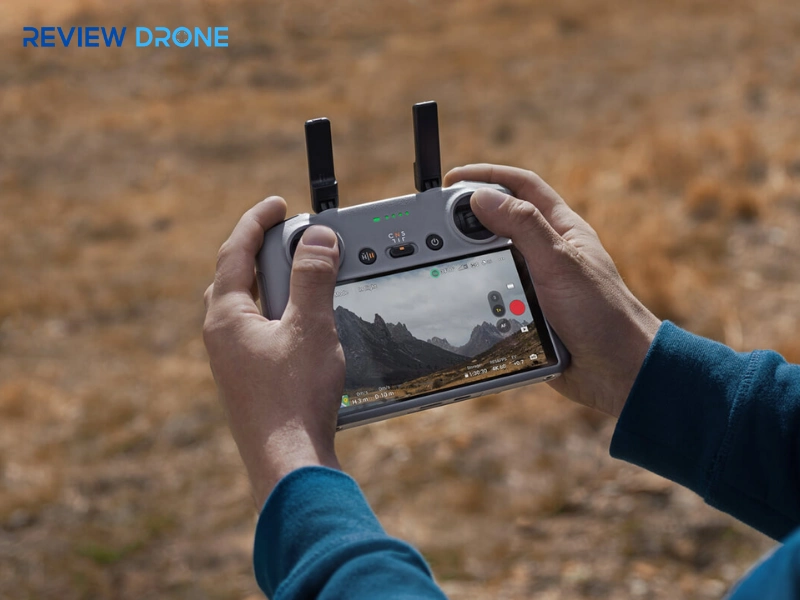 Ưu và nhược điểm của DJI RC 2 qua trải nghiệm thực tế