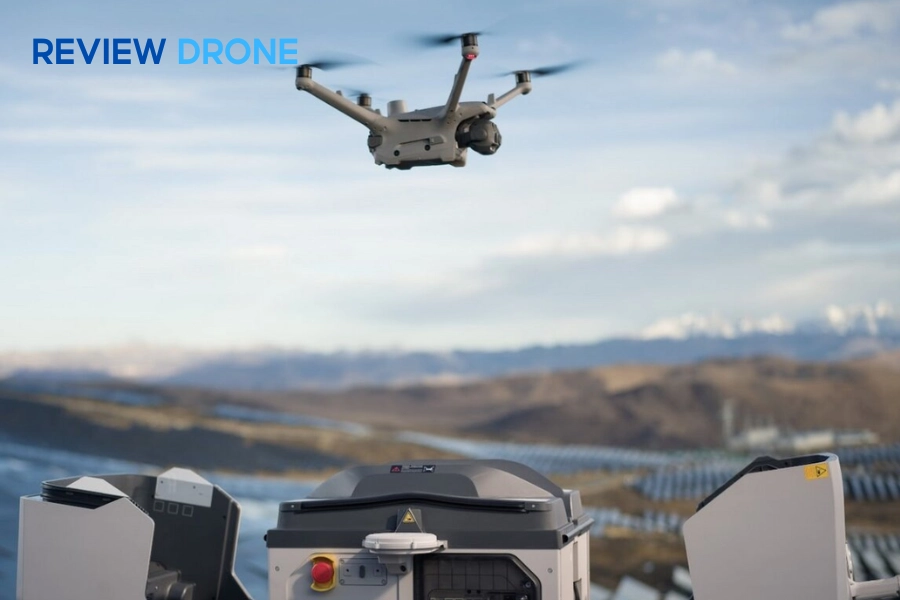 Review DJI Matrice 4TD: 5 Tính Năng Khiến Tôi Choáng Váng!