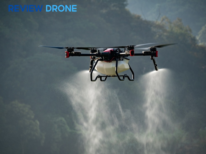 máy phun thuốc sầu riêng