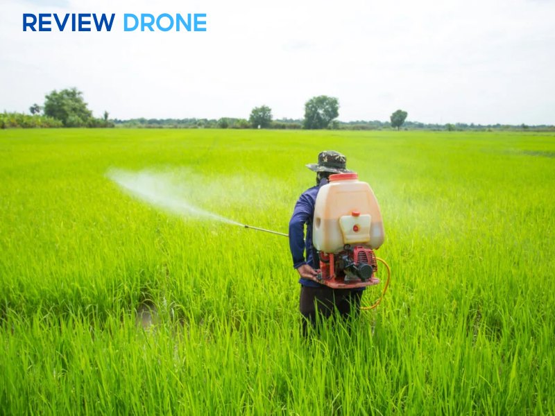 máy phun thuốc lúa