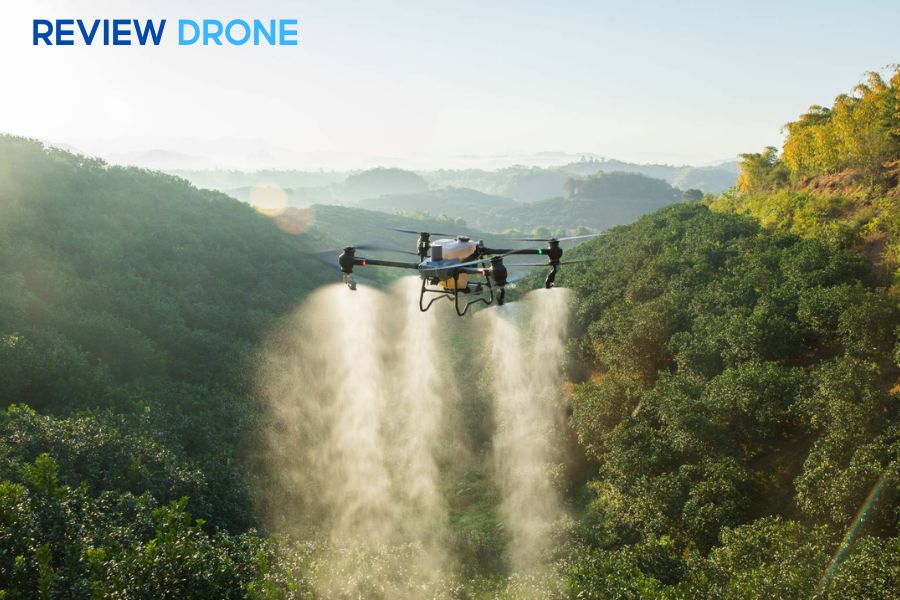 Có Nên Đầu Tư Máy Bay Phun Thuốc Trừ Sâu