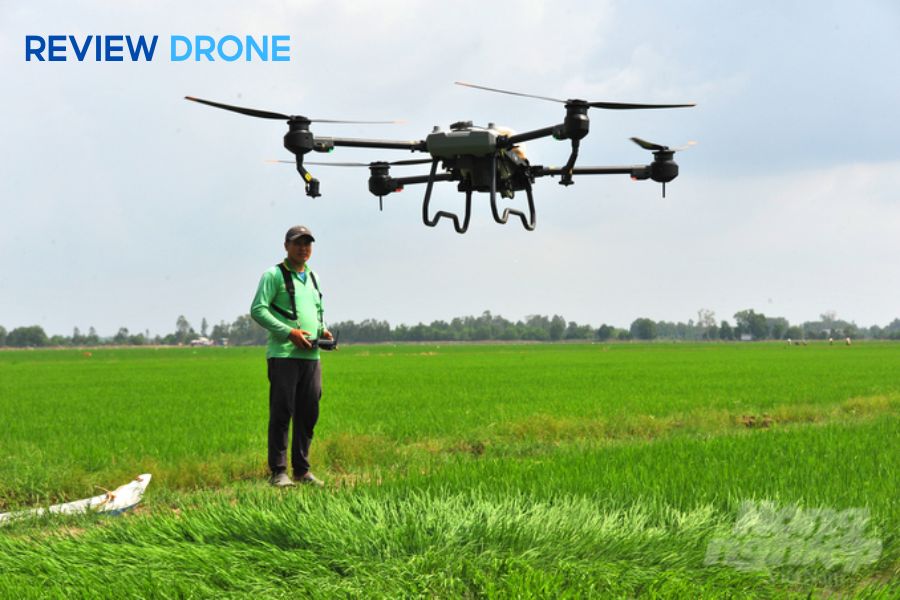 Thủ Tục Xin Phép Sử Dụng Máy Bay Phun Thuốc Trừ Sâu 2025