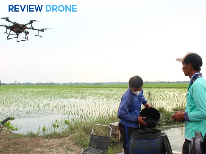 Những tiêu chí quan trọng khi lựa chọn máy bay rải phân