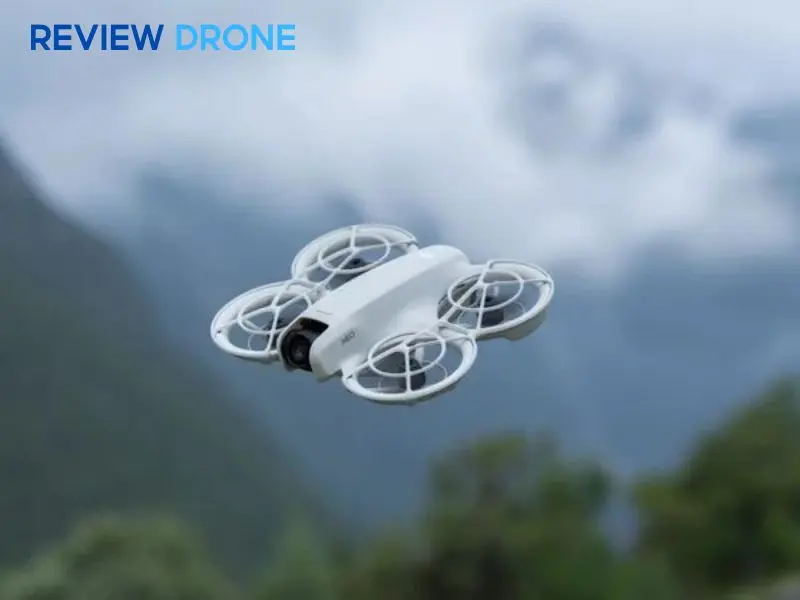  DJI Neo